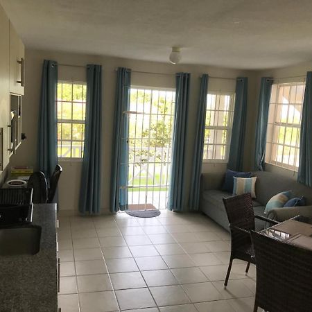 Turtle Ridge Apartments Saint James Bagian luar foto
